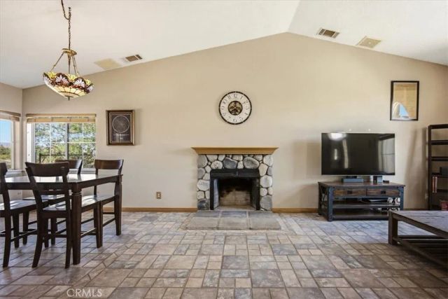 1397 Sierra, Pinon Hills, CA 92372