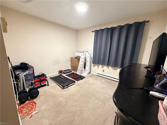 3101 Ferry Farm LN, Virginia Beach, VA 23452