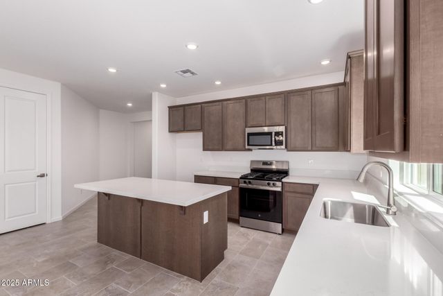 13231 W RANCH GATE Road, Peoria, AZ 85383