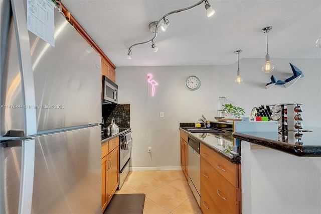 465 Ocean Dr 804, Miami Beach, FL 33139