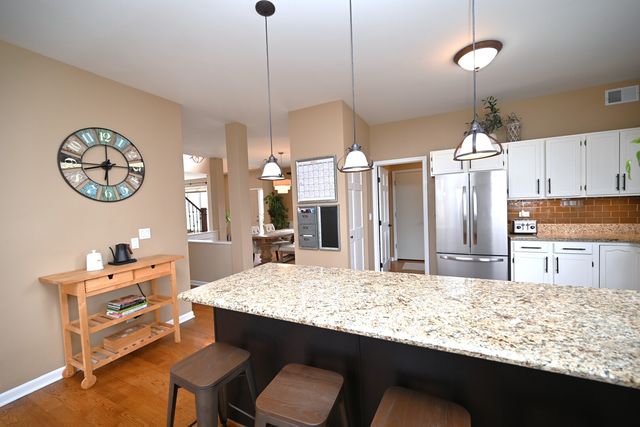 1216 WILLIAM Drive, Lake Zurich, IL 60047