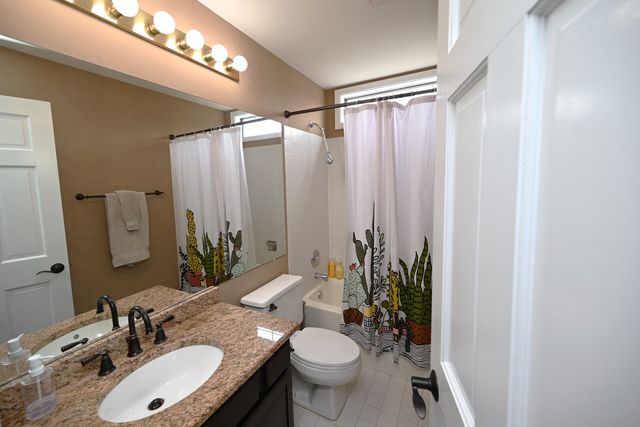 1216 WILLIAM Drive, Lake Zurich, IL 60047