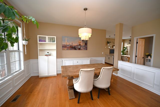 1216 WILLIAM Drive, Lake Zurich, IL 60047