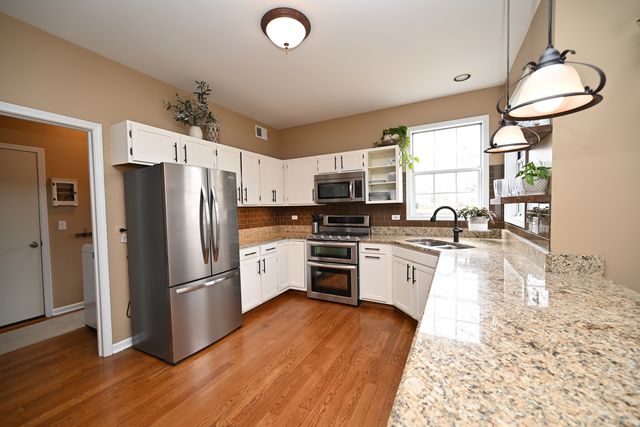 1216 WILLIAM Drive, Lake Zurich, IL 60047