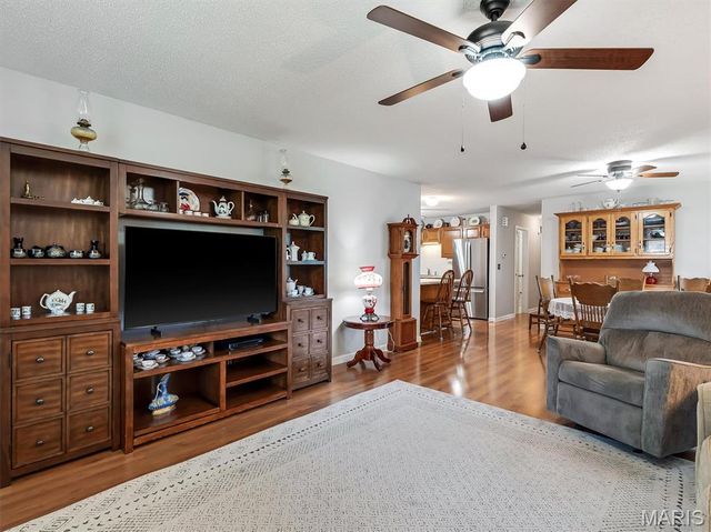 105 Wenona Drive, Washington, MO 63090
