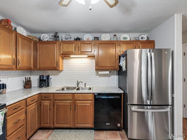 105 Wenona Drive, Washington, MO 63090
