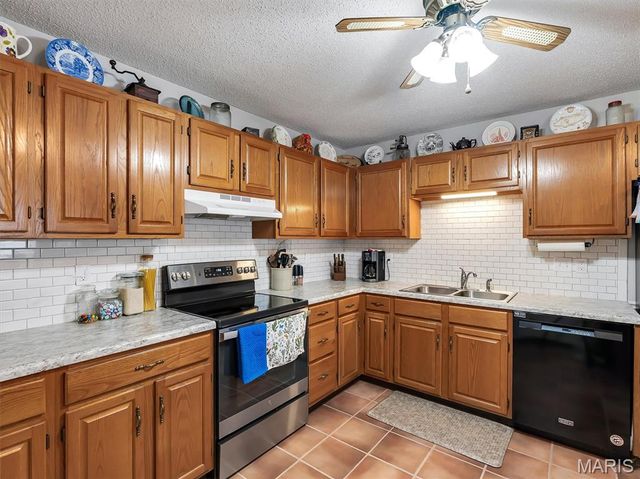 105 Wenona Drive, Washington, MO 63090