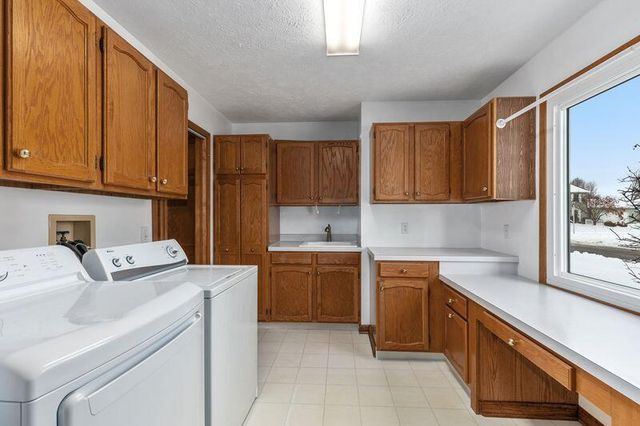 5075 Windybrook Drive Sw, City Of Wyoming, MI 49418