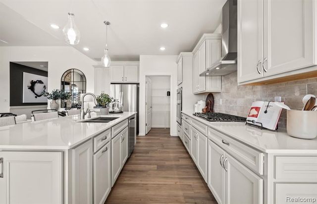 50533 Crusader Drive, Macomb, MI 48044