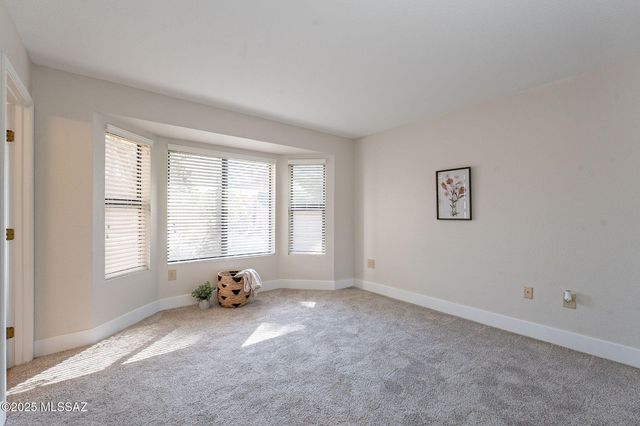 14561 N Line Post Lane, Oro Valley, AZ 85755