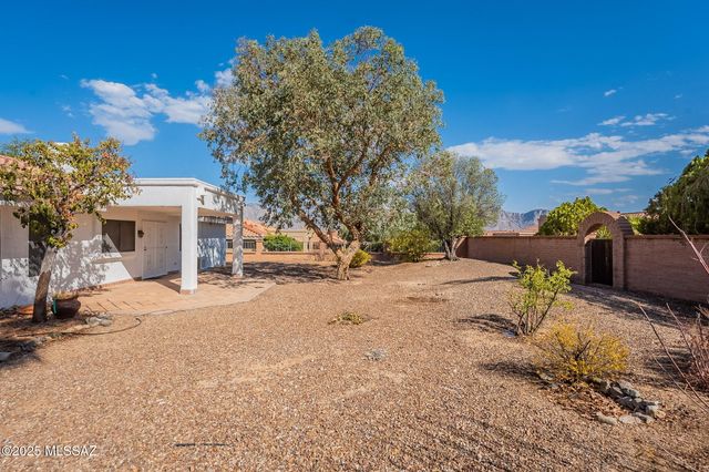 14561 N Line Post Lane, Oro Valley, AZ 85755