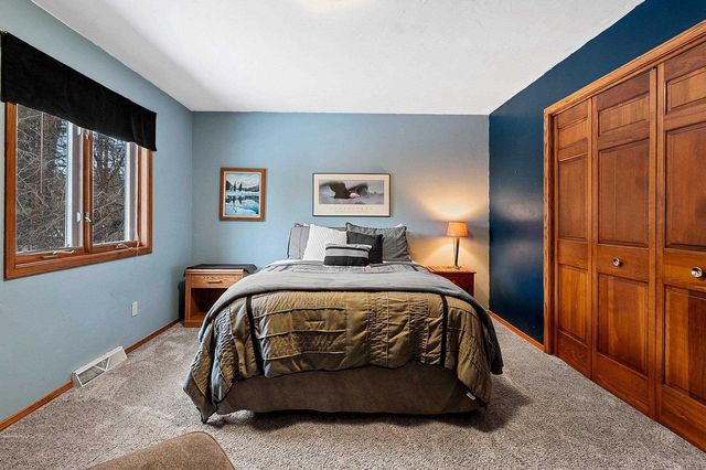 3181 HIGH COUNTRY COURT, Green Bay, WI 54313