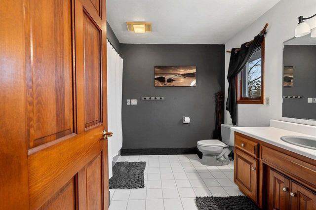 3181 HIGH COUNTRY COURT, Green Bay, WI 54313