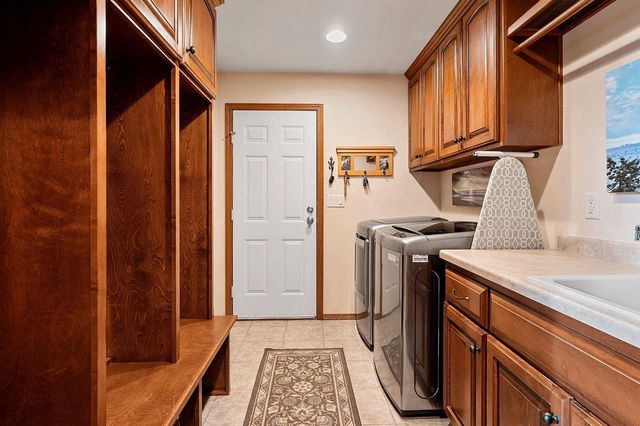 3181 HIGH COUNTRY COURT, Green Bay, WI 54313