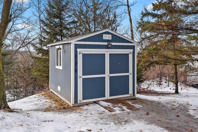 3181 HIGH COUNTRY COURT, Green Bay, WI 54313