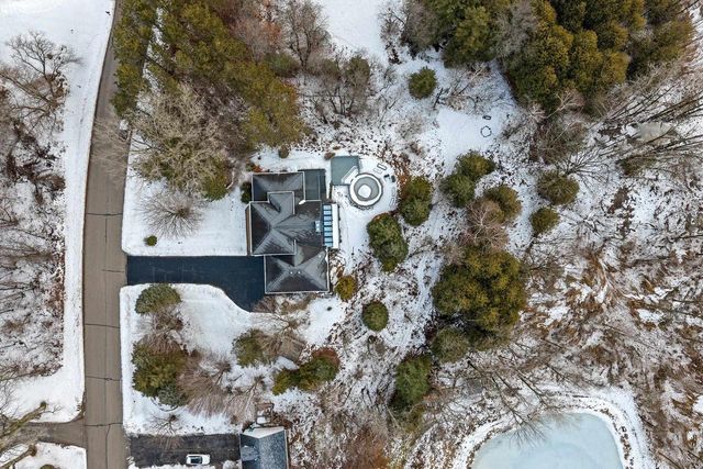 3181 HIGH COUNTRY COURT, Green Bay, WI 54313