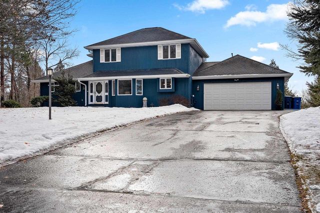 3181 HIGH COUNTRY COURT, Green Bay, WI 54313