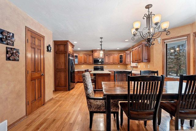 3181 HIGH COUNTRY COURT, Green Bay, WI 54313