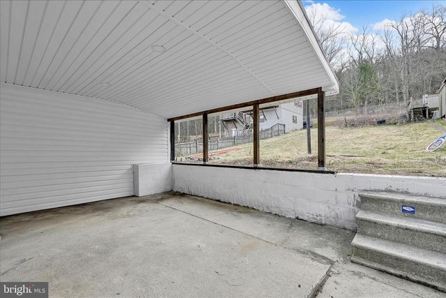 312 E SWATARA AVE, Tremont, PA 17981