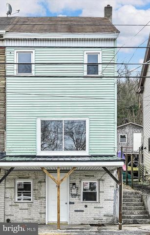 312 E SWATARA AVE, Tremont, PA 17981