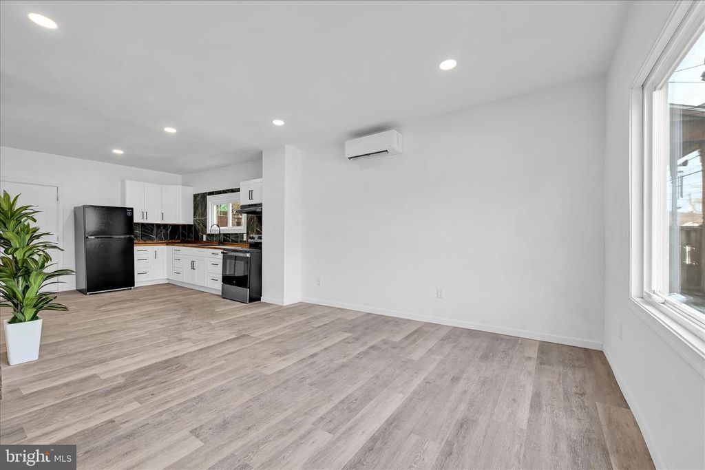 312 E SWATARA AVE, Tremont, PA 17981