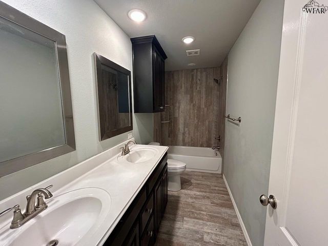 5025 OLIVIA LANE, Wichita Falls, TX 76310