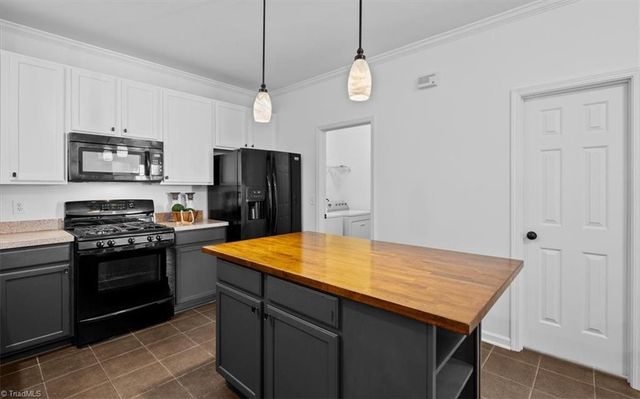4212 Elderbush Circle, Greensboro, NC 27405