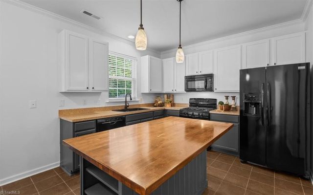 4212 Elderbush Circle, Greensboro, NC 27405