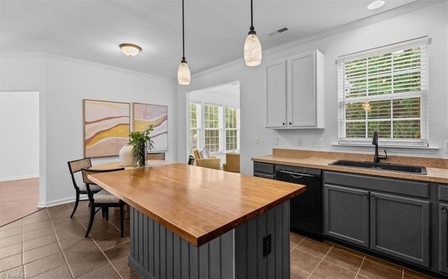 4212 Elderbush Circle, Greensboro, NC 27405
