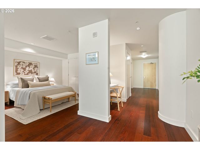 3601 S RIVER Pkwy 319, Portland, OR 97239