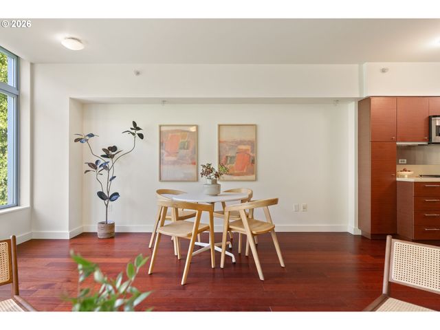 3601 S RIVER Pkwy 319, Portland, OR 97239