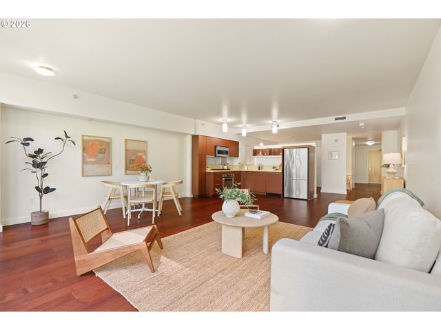 3601 S RIVER Pkwy 319, Portland, OR 97239