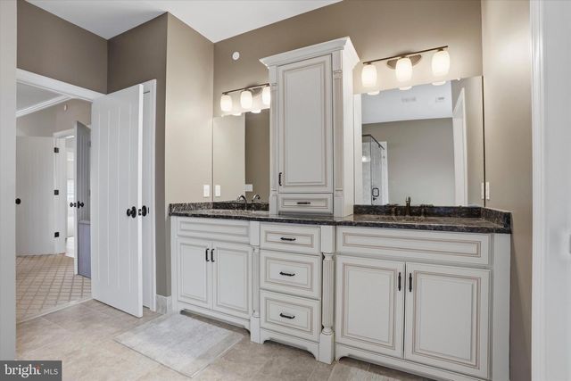 318 WHITEMARSH DR, Flourtown, PA 19031