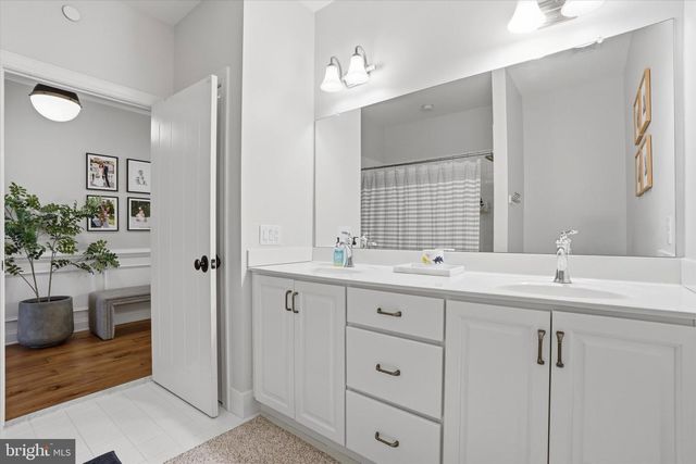 318 WHITEMARSH DR, Flourtown, PA 19031