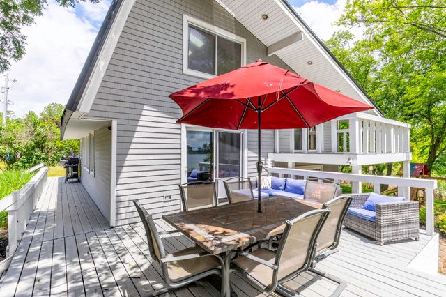 375 Lane 175 Lime Lake, Angola, IN 46703
