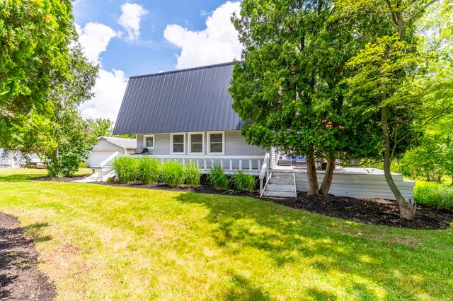 375 Lane 175 Lime Lake, Angola, IN 46703