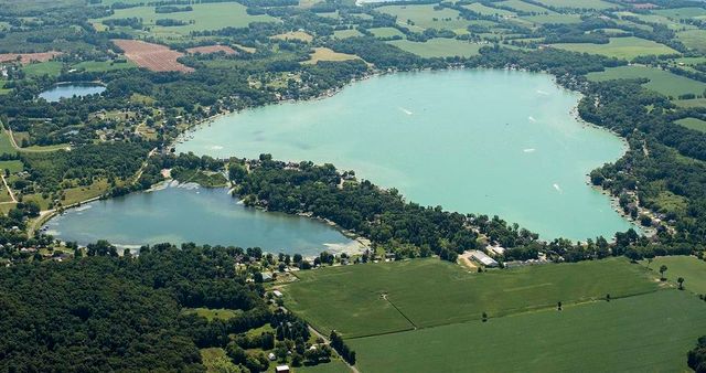 375 Lane 175 Lime Lake, Angola, IN 46703