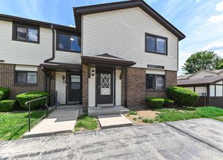 5843 Cambridge CIRCLE #8, Mount Pleasant, WI 53406