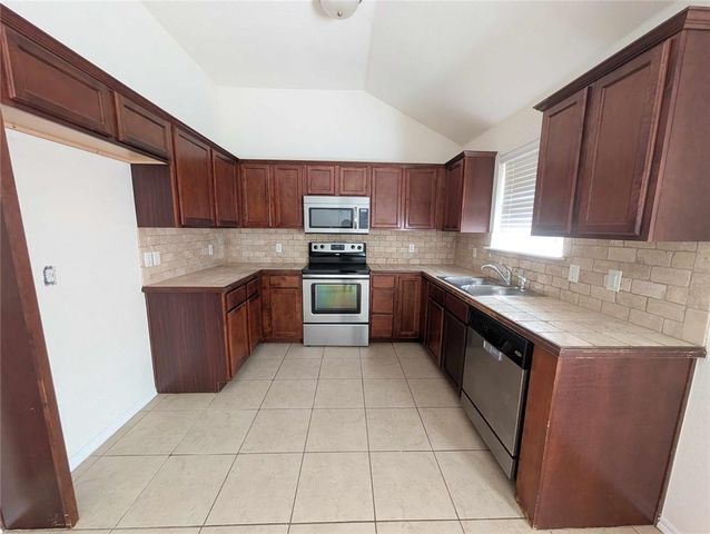 2244 NW 199th Street, Edmond, OK 73012