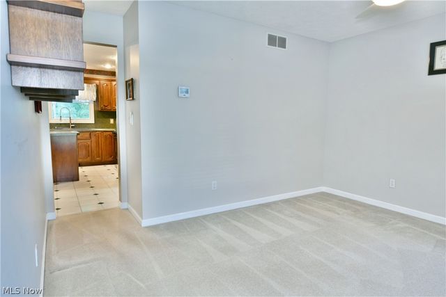19 Spring Creek Drive, Cortland, OH 44410