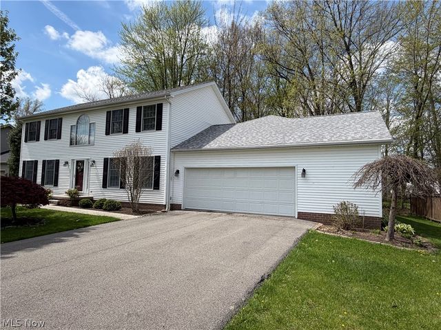 19 Spring Creek Drive, Cortland, OH 44410