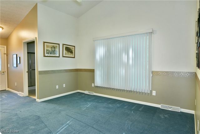 19 Spring Creek Drive, Cortland, OH 44410