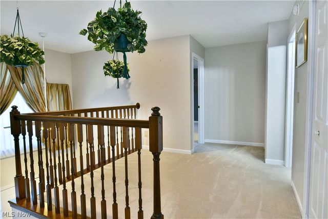 19 Spring Creek Drive, Cortland, OH 44410