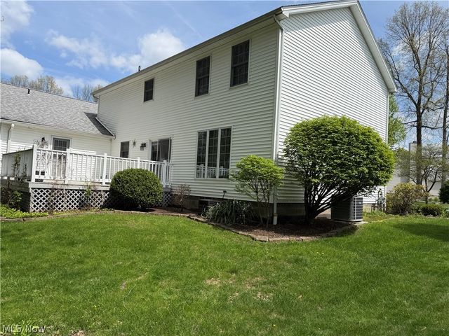 19 Spring Creek Drive, Cortland, OH 44410