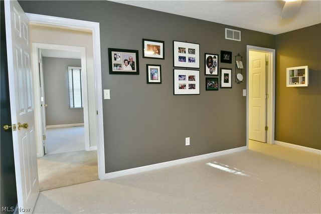 19 Spring Creek Drive, Cortland, OH 44410
