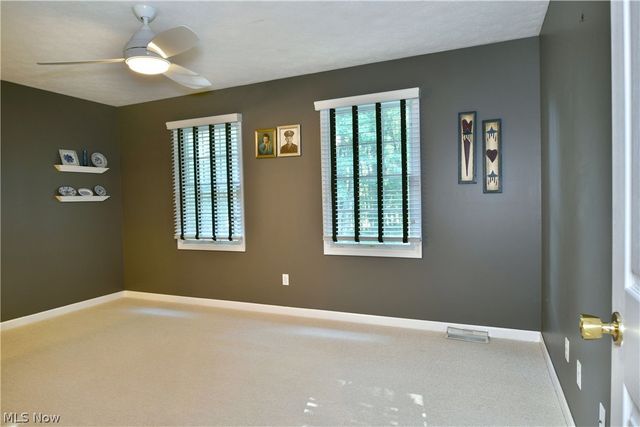 19 Spring Creek Drive, Cortland, OH 44410