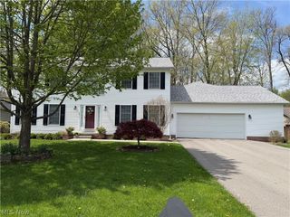 19 Spring Creek Drive, Cortland, OH 44410