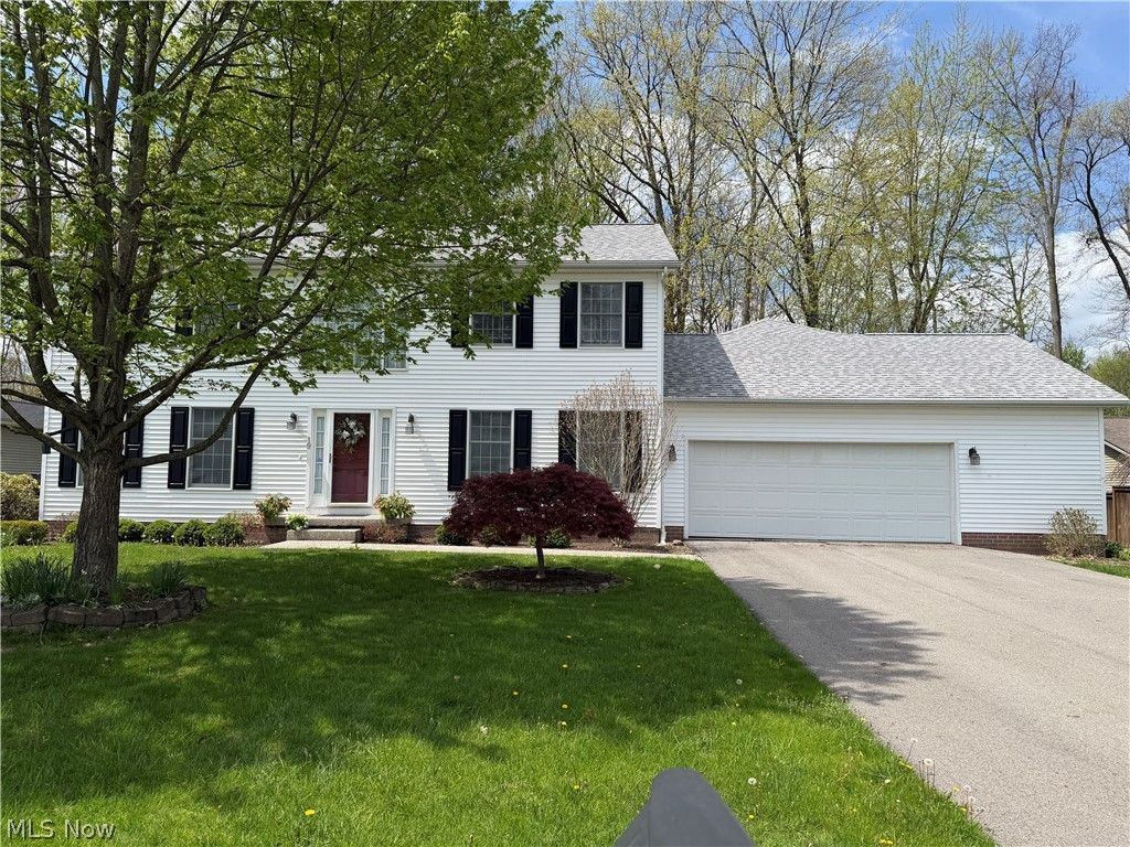 19 Spring Creek Drive, Cortland, OH 44410