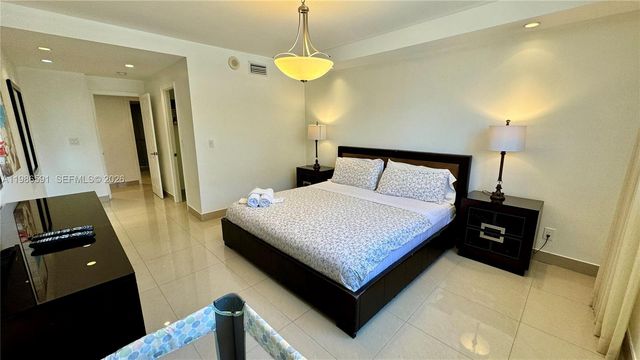 19370 Collins Ave 204, Sunny Isles Beach, FL 33160