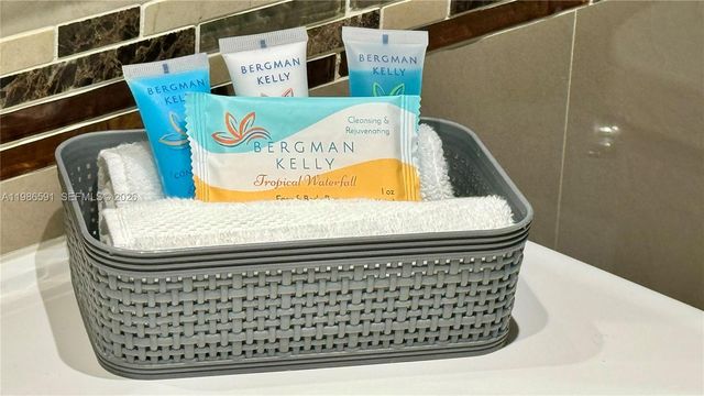 19370 Collins Ave 204, Sunny Isles Beach, FL 33160